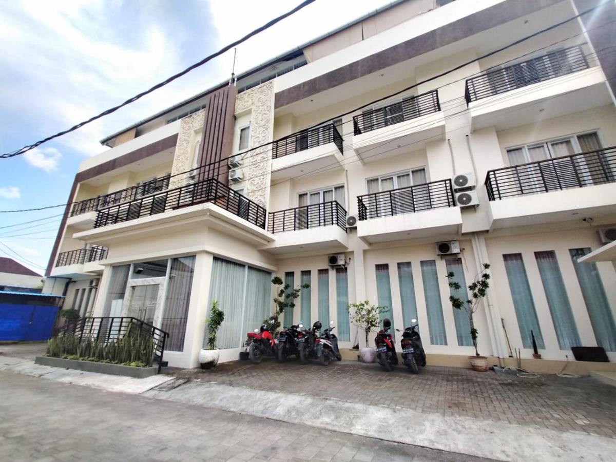 Ultimate Residence Bali Denpasar Exterior foto